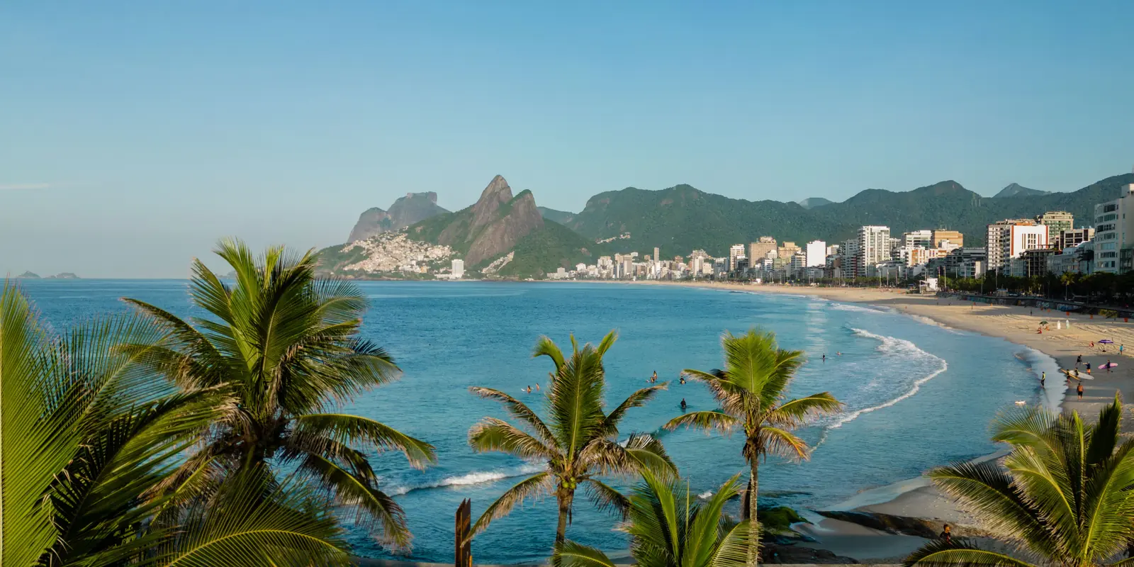 Praia de Ipanema vista do Arpoador, com o Morro Dois Irmãos ao fundo, bairro do Be in Rio Nascimento Silva 45